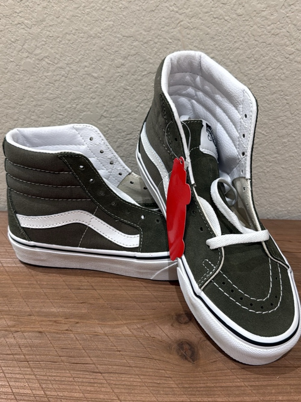 Vans Sk8-Hi boy’s High-Top Skate Shoe - Olive/White